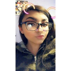 Meet your Posher, Isabel